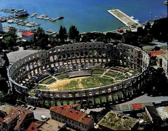 Apartment Artusi Pula Pokoj fotografie