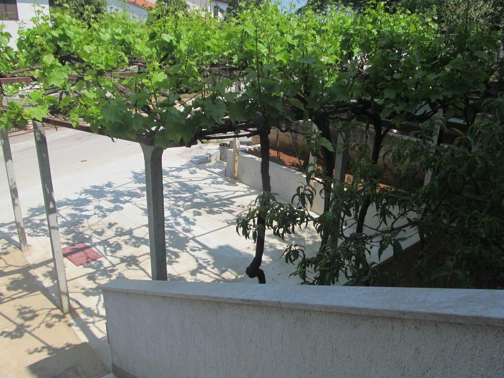 Apartment Artusi Pula Pokoj fotografie