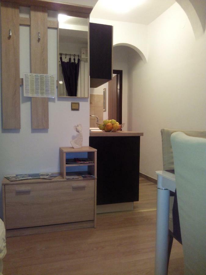 Apartment Artusi Pula Exteriér fotografie
