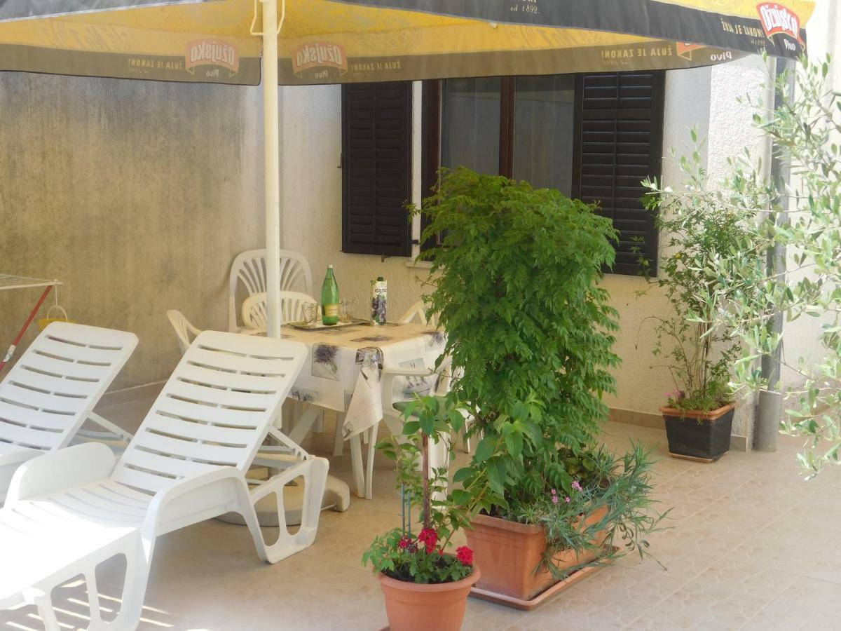 Apartment Artusi Pula Exteriér fotografie
